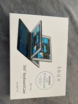 iPad Keyboard Case - brand new!