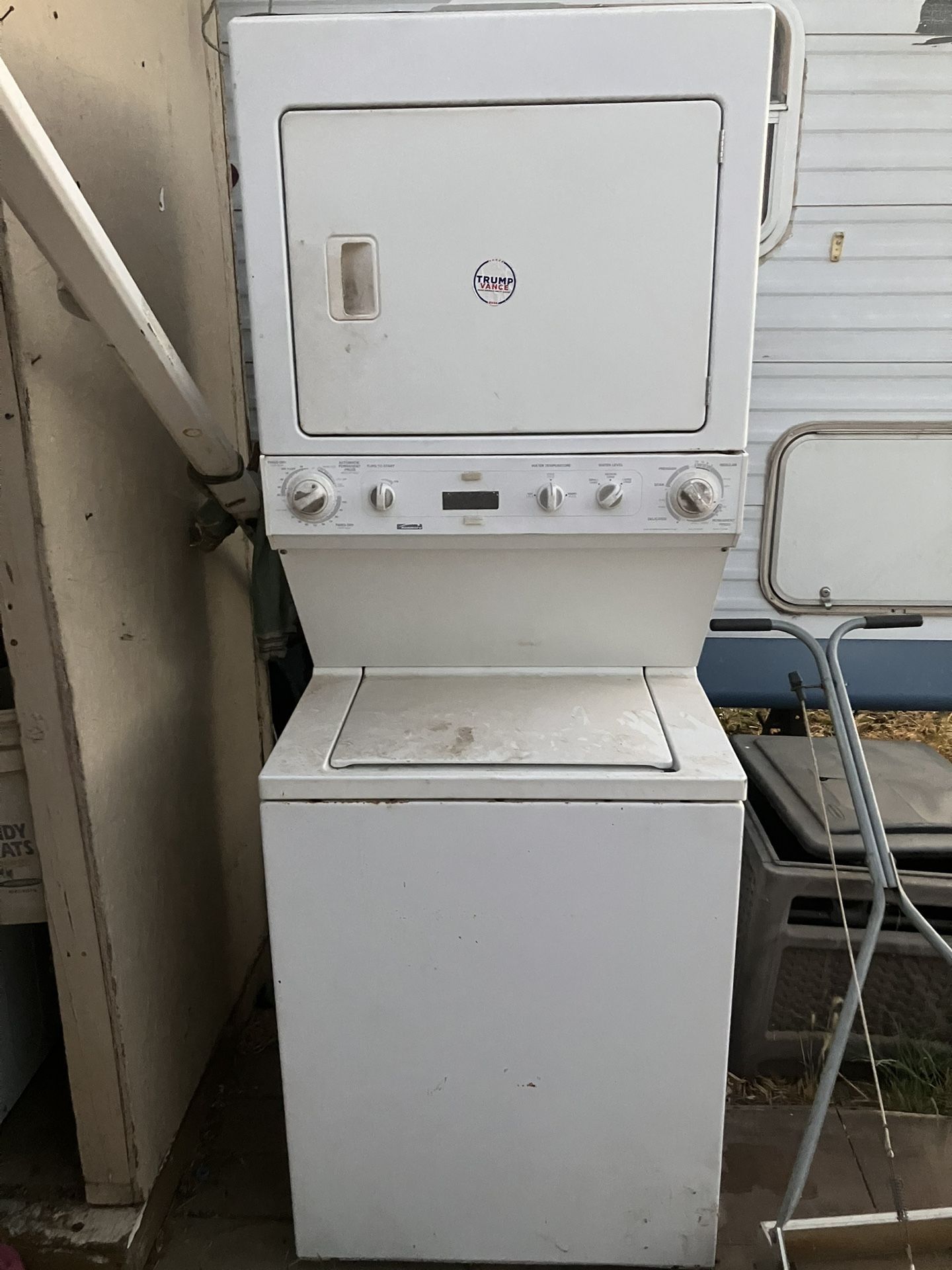 Washer & Dryer