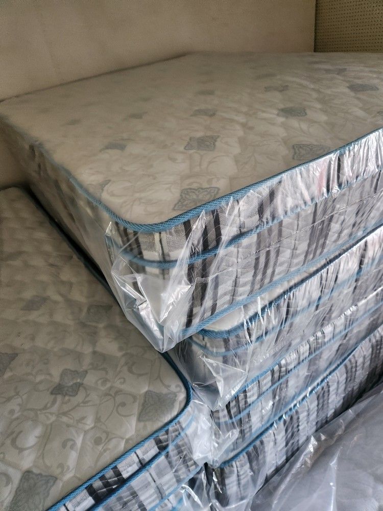 Twin Bed And box Spring Same Day Deliver Free Deliver
