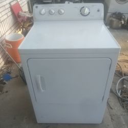 Ge Secadora Electrica Trabajando 