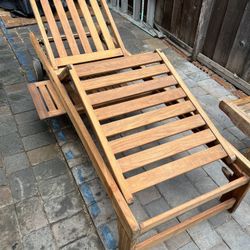 1x Solid Teak Chaise Lounge Chair 