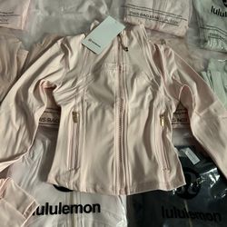lululemon jacket