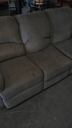 Reclining sofa