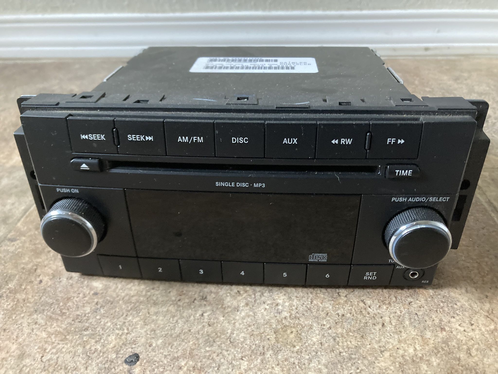 2008-12 Dodge Jeep Chrysler AM/FM Stereo CD Player