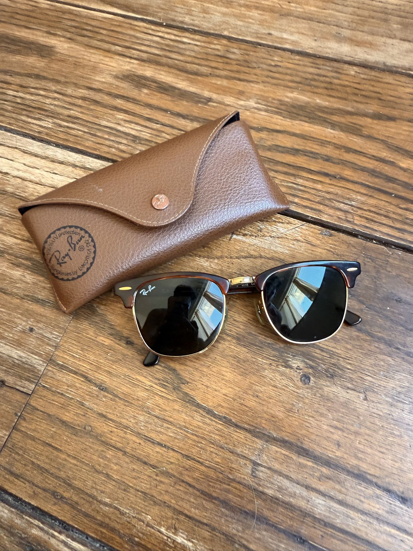 Ray-ban tortoise clubmaster sunglasses