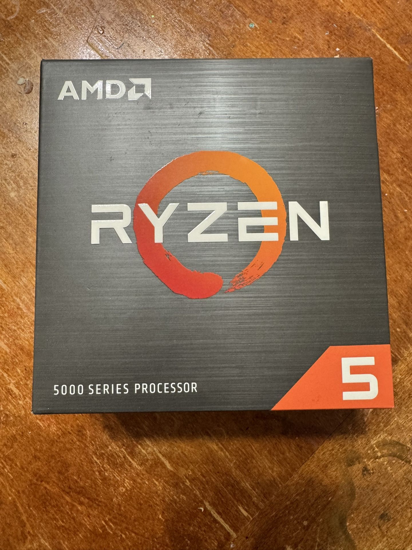 AMD Ryzen 5 5600x 