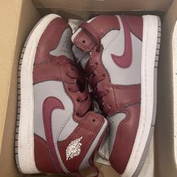 Jordan 1Mid Size 13C
