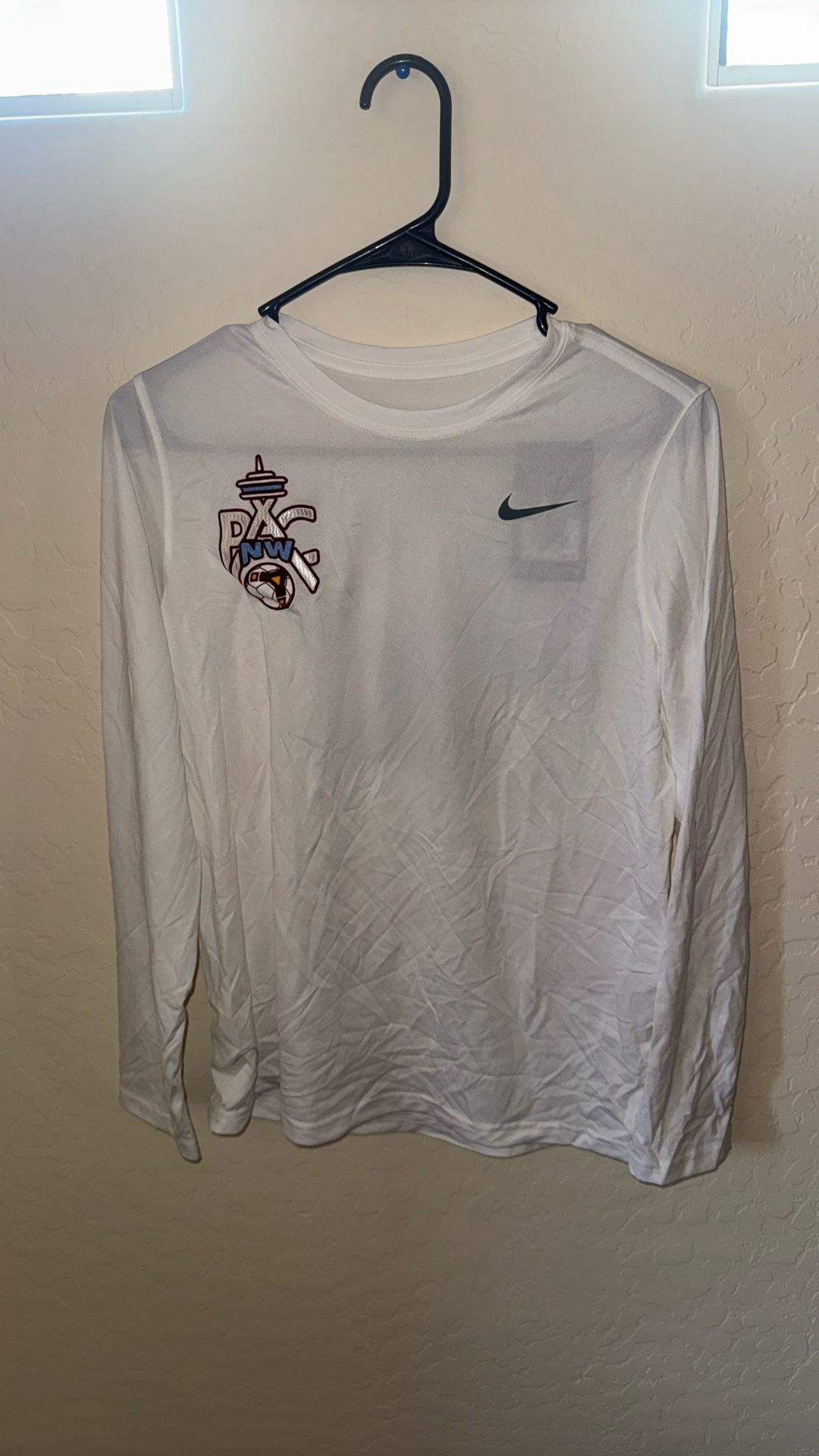 nike soccer jersey youth XL