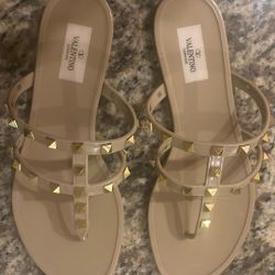 VALENTINO GARAVANI SANDALS