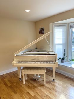Baby Grand Piano - Young Change