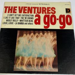 The Ventures ‘A Go Go Vinyl LP 1965 Dolton BST-8037 Surf Rock VG VG+