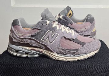 New balance 2002R