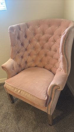 Pink Velvet Tufted Accent Chair
