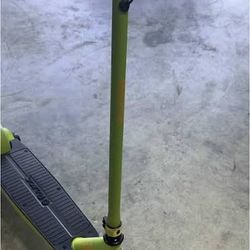 e90 razor scooter electric green