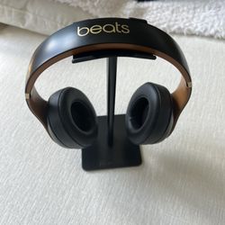 Beats Studio 3 Black And Gold