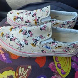 Van's Shoes Size 6.5