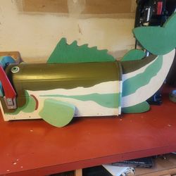 Vintage Handpainted Big Mouth Bass Fish Mailbox Hand Painted Handcrafted Mail box