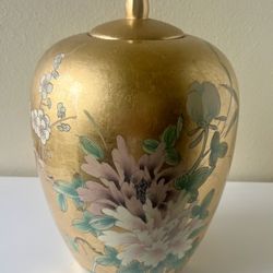 Chinese-style Ginger jar