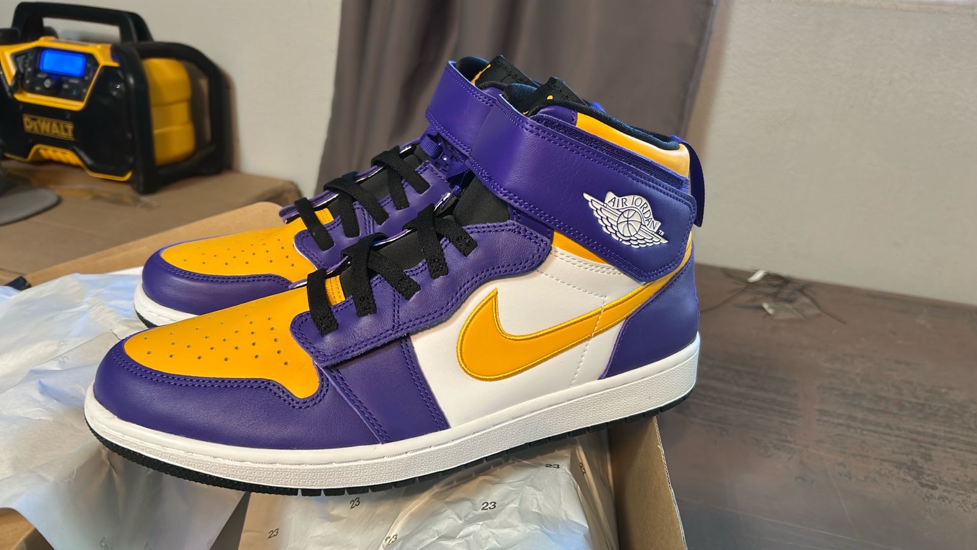 Nike Air Jordan’s 1Hi FLYEASE Size 12