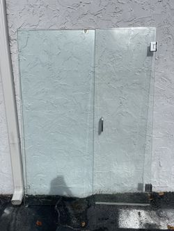 Frameless Shower