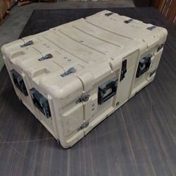 Military Storage / Transport Case w/Wheels Detachable Ends Approx. 38" x 24" x 18"
