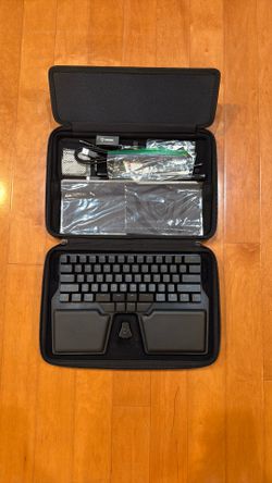 Dygma Raise gaming keyboard w/tenting kit