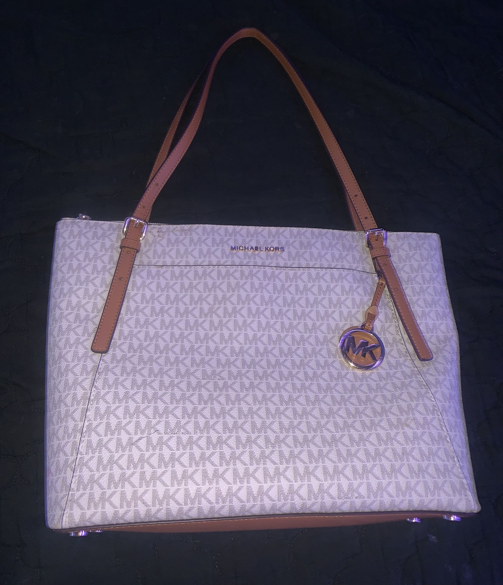 Michael Kors Bag (Read Description)