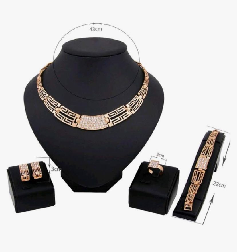Gold Plated Shinning Wide Necklace+Earrings+Bracelet+Rings Crystal Jewelry S