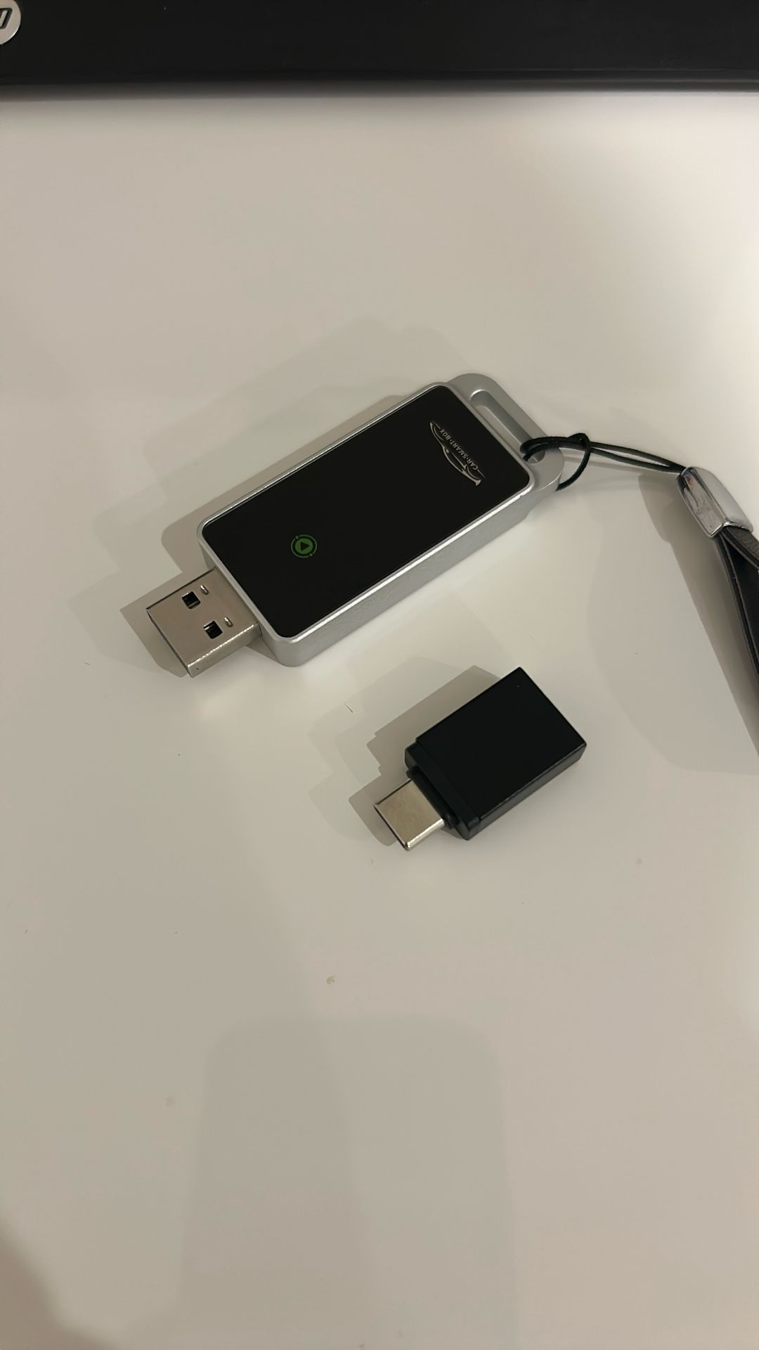 Apple CarPlay / Android Auto Adapter 
