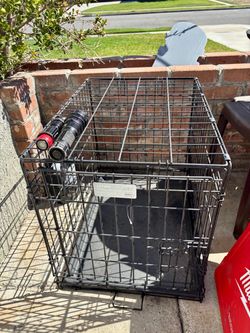 Dog crate