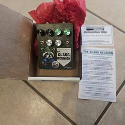 Summer School Electronics Class Reunion Fuzz/Overdrive – Almost New w/ Original Box