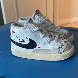 Toddler nikes