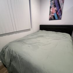 Queen Bed In Great Condition 