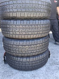 4 used Tires 265/70r18 michelin 🤑free Installation and balance ‼️ 80%tread
