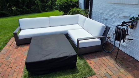 Restoration Hardware Belvedere sectional and coffee table