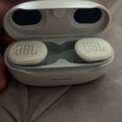 JBL Ear Buds