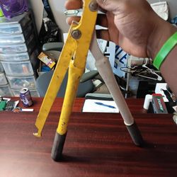 Allstar Performance ALL10106 Wide Jaw Tire Bead Breaker Tool