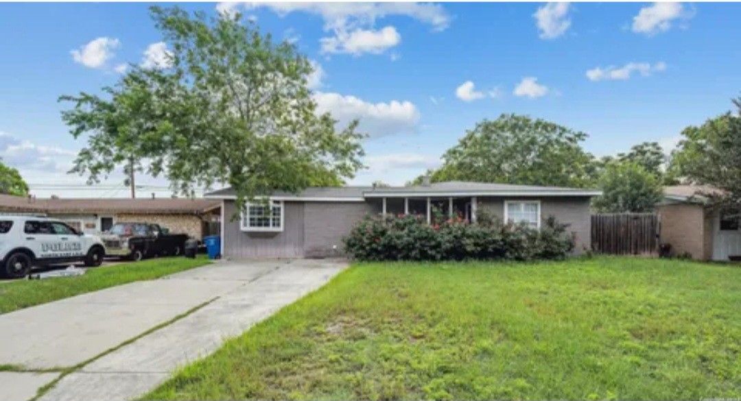 House For Sale Northeast San Antonio 210k for Sale in Poteet, TX OfferUp