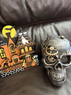 Halloween Decor 