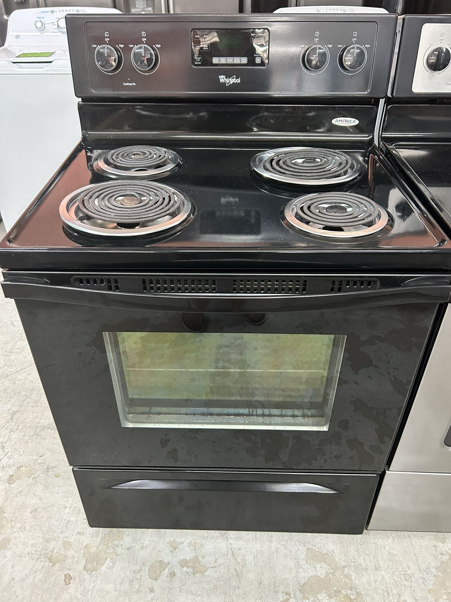 Self Clean Black Coil Top Stove