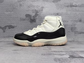 Air Jordan 11 WMNS “Neapolitan (2)