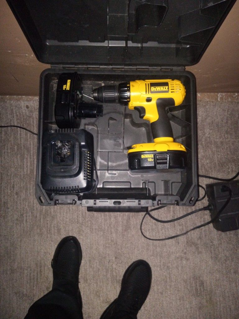 DeWalt 18v Drill