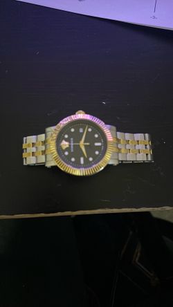 Versace’s watch