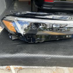 2025 Honda Civic Headlight Right Side 