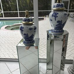 2 Majestic 18” Blue & White Ginger Jars. Gold Foo Lion Guardian Fu Dog On Lid. Asian Chinese Oriental Chinoiserie Japanese Pagoda Motif.  PAIR!!