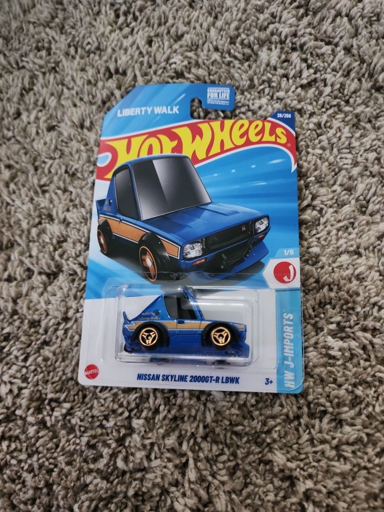 Hot Wheels Nissan Skyline 2000GT-R LBWK Toon'd