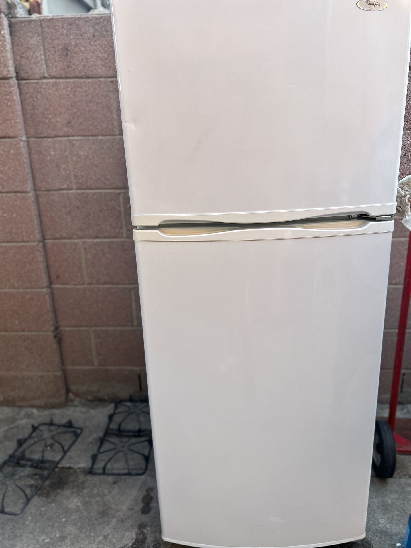 Fridge & Stove