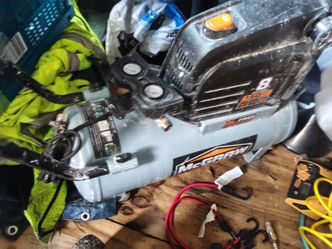 McGraw 8 Gallon Oil-Free Air Compressor