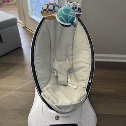 4 Moms Mamaroo Swing