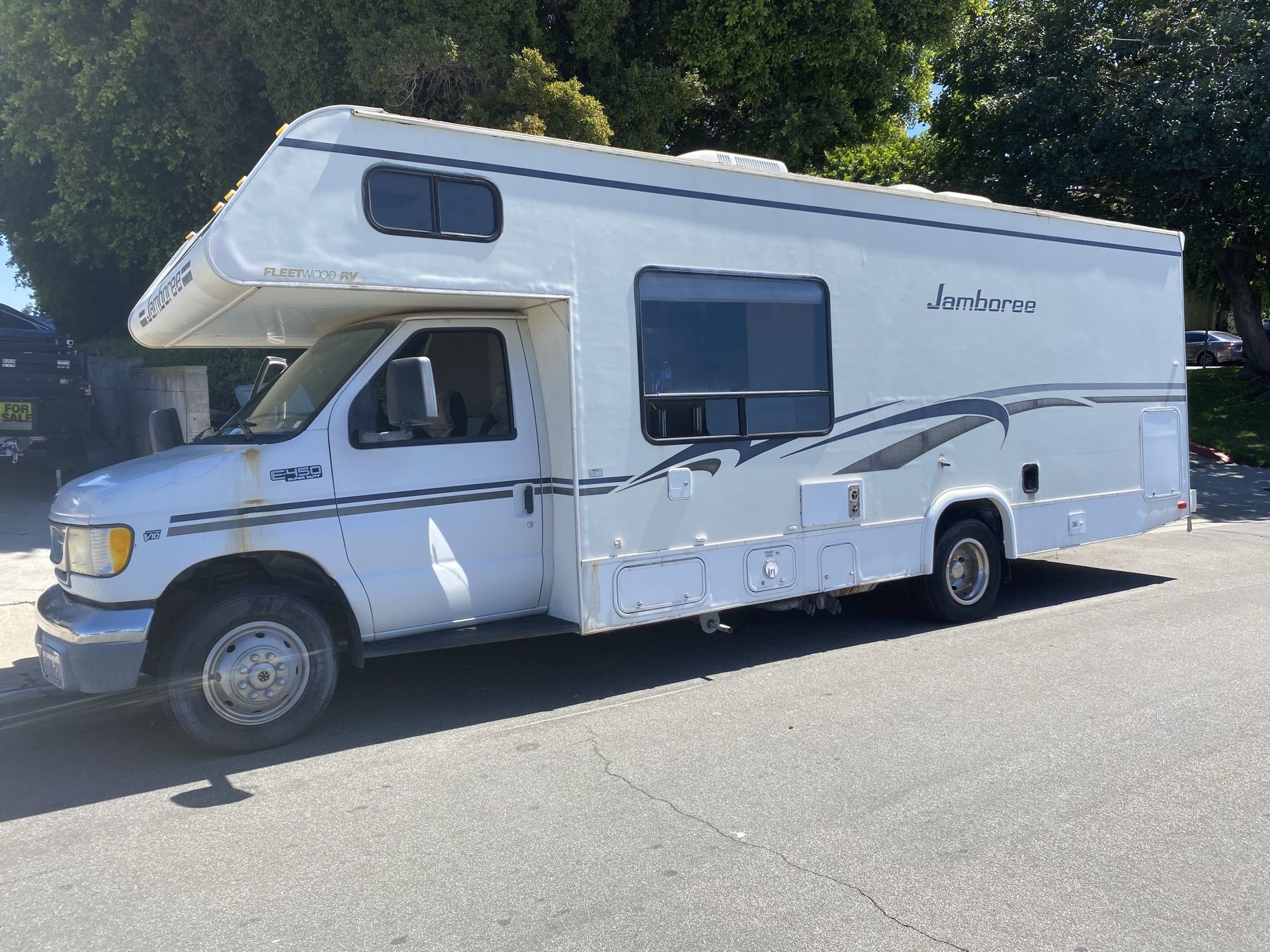 2002 Rv ford f450 jamboree v10 gas for Sale in Chula Vista, CA - OfferUp